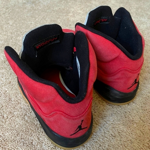 Jordan 5 Raging Bull - Picture 2 of 4